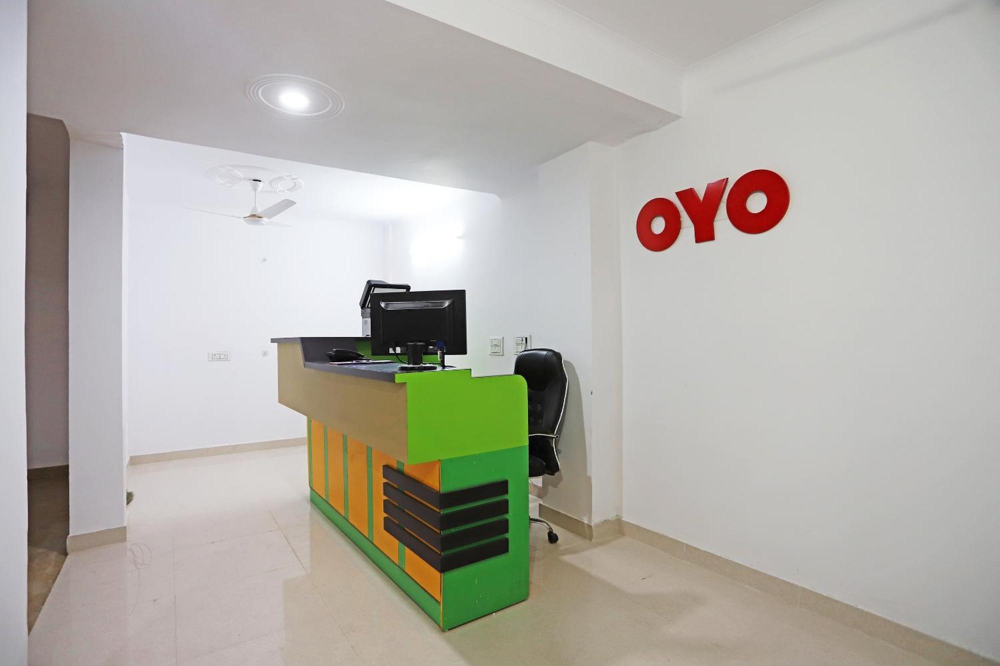 Hotel O Lal Residency デリー エクステリア 写真